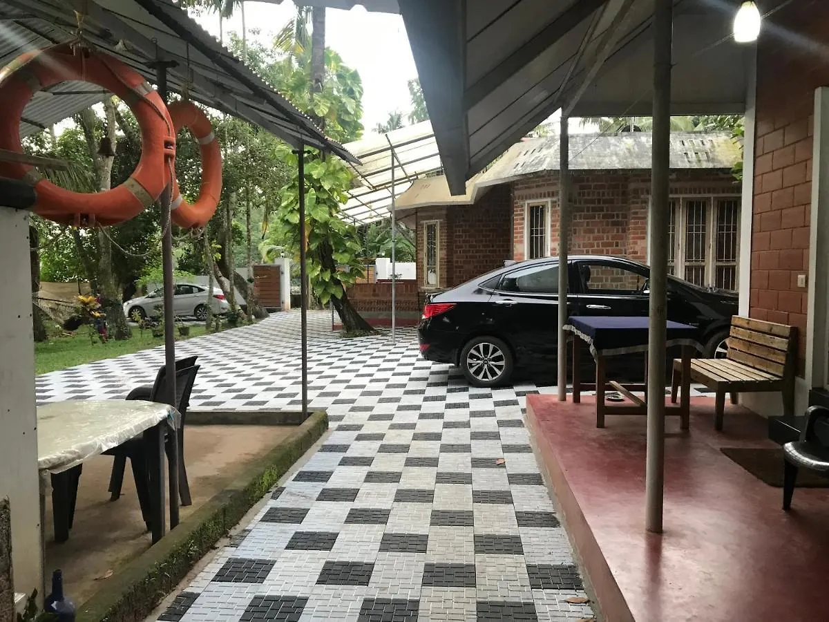 Ashtamudi Villa Kollam Hindistan